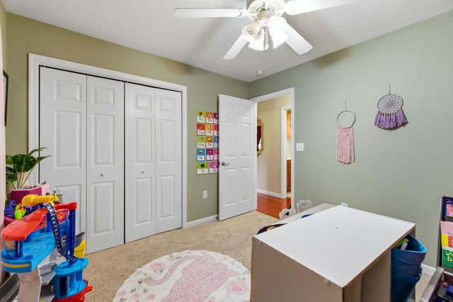 1430 MANDOLIN AVE, Grottoes, VA 24441