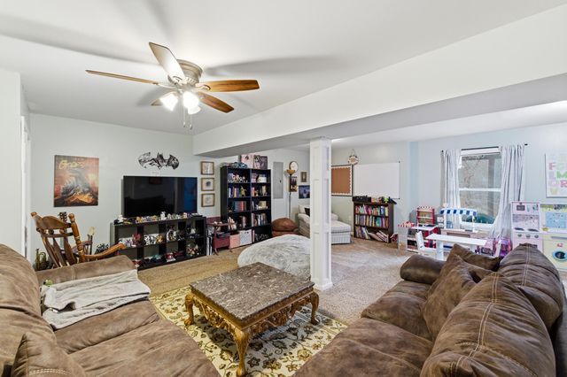 1430 MANDOLIN AVE, Grottoes, VA 24441