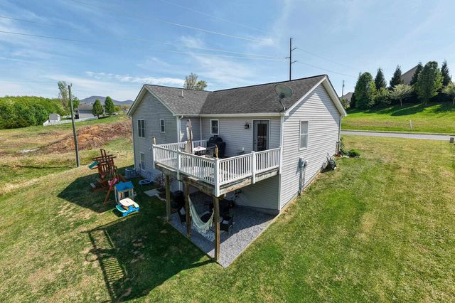 1430 MANDOLIN AVE, Grottoes, VA 24441