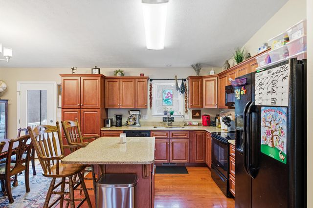 1430 MANDOLIN AVE, Grottoes, VA 24441