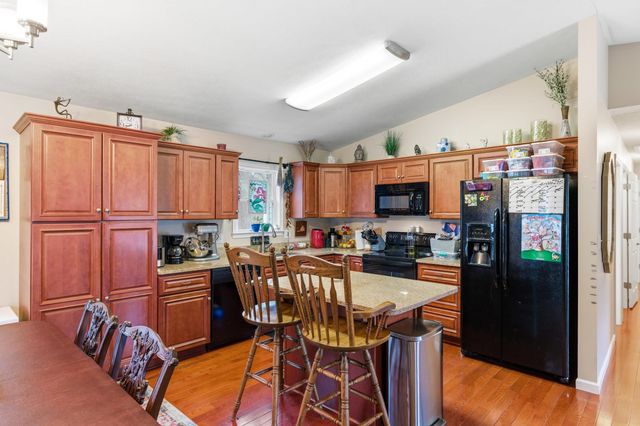 1430 MANDOLIN AVE, Grottoes, VA 24441