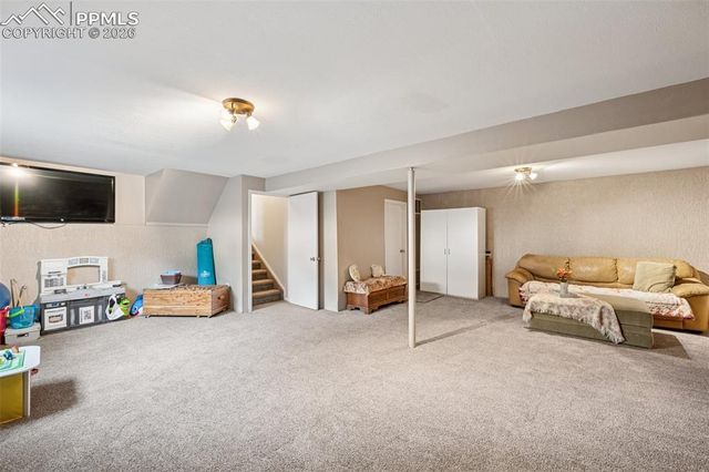 5560 Constitution Avenue, Colorado Springs, CO 80915