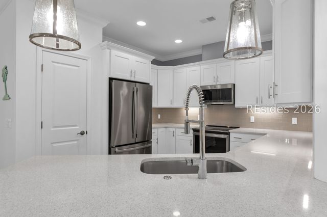 211 Summertime Pl, Hardeeville, SC 29927