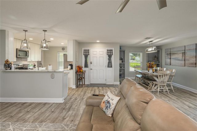 6707 WINTERSET GARDENS ROAD, Winter Haven, FL 33884