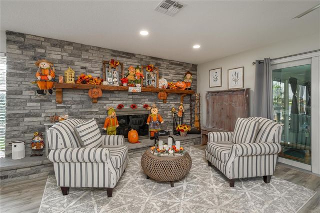 6707 WINTERSET GARDENS ROAD, Winter Haven, FL 33884