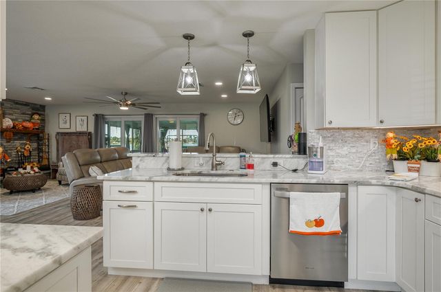 6707 WINTERSET GARDENS ROAD, Winter Haven, FL 33884