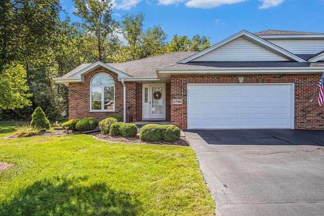 27150 S Fountainview Drive, Crete, IL 60417
