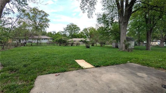 11708 E 75th Street, Raytown, MO 64138