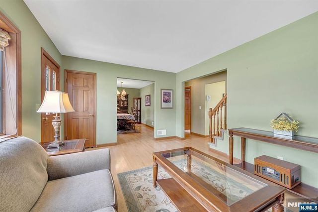 245 Coupe Place, North Arlington, NJ 07031