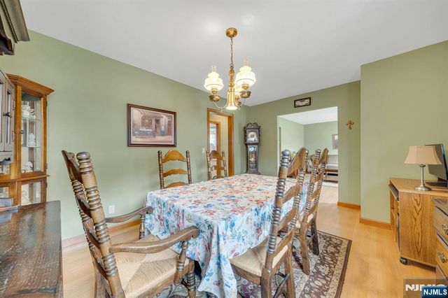 245 Coupe Place, North Arlington, NJ 07031