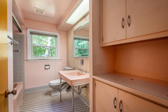 2710 S 17th STREET, Sheboygan, WI 53081