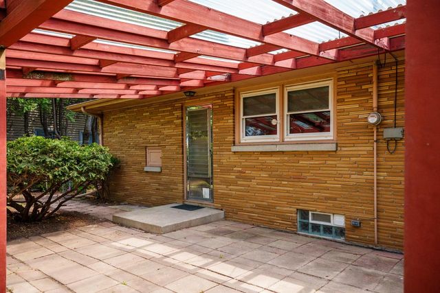 2710 S 17th STREET, Sheboygan, WI 53081