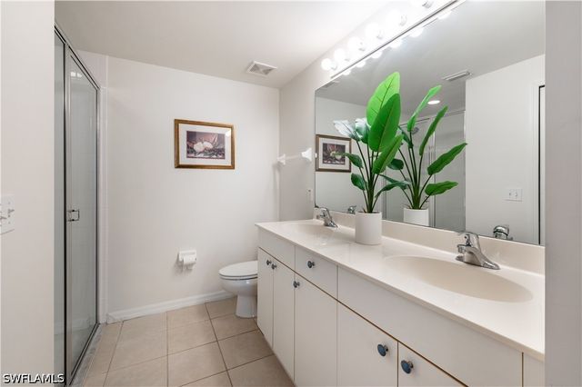 431 Valerie WAY 103, Naples, FL 34104
