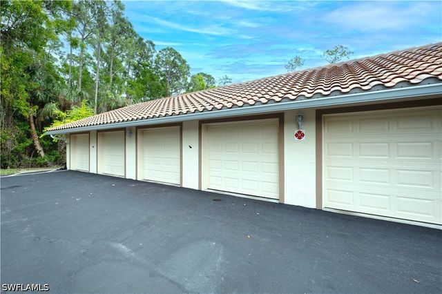431 Valerie WAY 103, Naples, FL 34104
