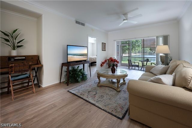 431 Valerie WAY 103, Naples, FL 34104