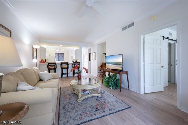 431 Valerie WAY 103, Naples, FL 34104