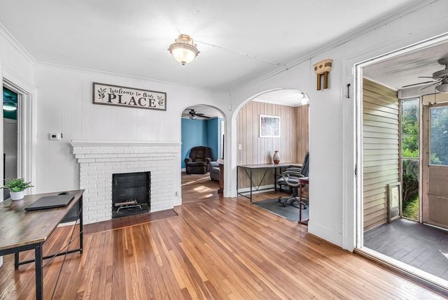 307 Fountain St, Springfield, MA 01108