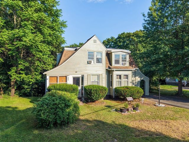 307 Fountain St, Springfield, MA 01108