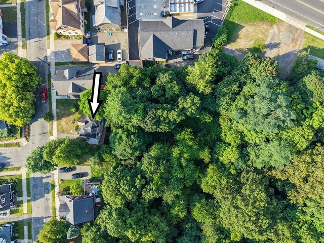 307 Fountain St, Springfield, MA 01108