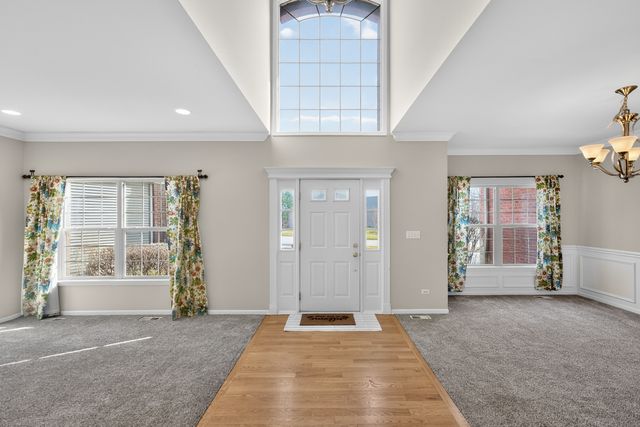 368 Kingsbury Drive, Dekalb, IL 60115