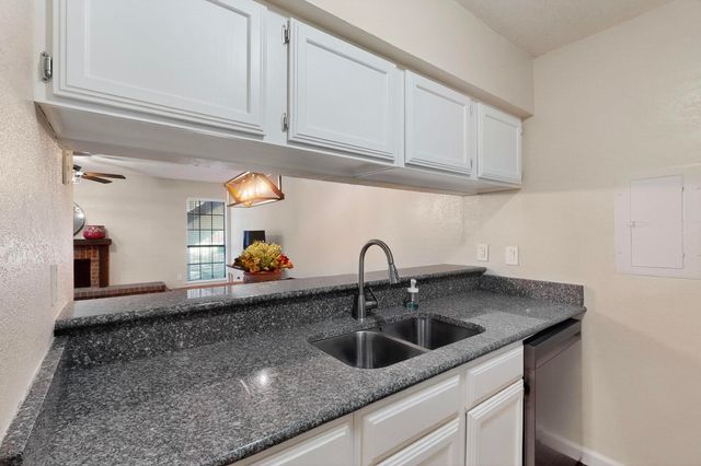 9611 Walnut Street 1105, Dallas, TX 75243