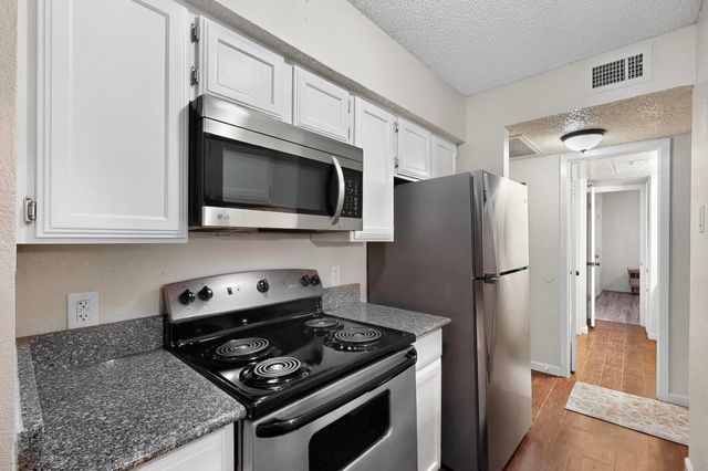 9611 Walnut Street 1105, Dallas, TX 75243