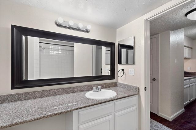 9611 Walnut Street 1105, Dallas, TX 75243