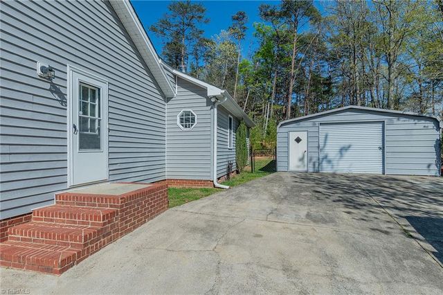 148 Odle Lane, Eden, NC 27288