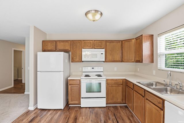 12715 Braveheart Drive, Fort Wayne, IN 46814