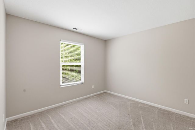 12715 Braveheart Drive, Fort Wayne, IN 46814