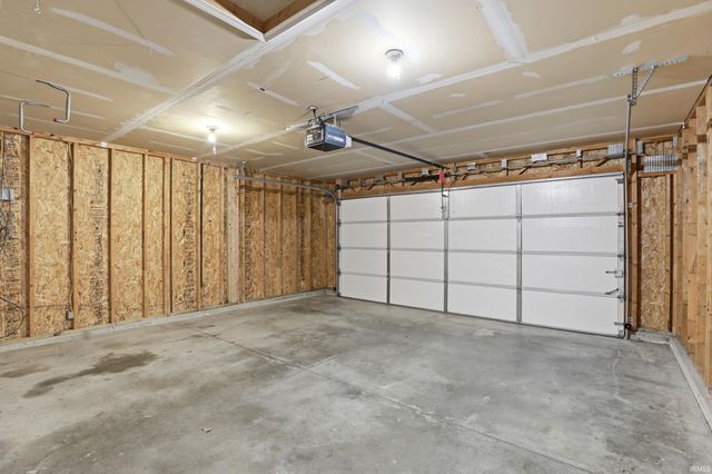 12715 Braveheart Drive, Fort Wayne, IN 46814
