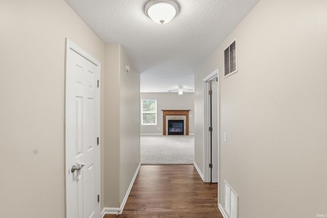 12715 Braveheart Drive, Fort Wayne, IN 46814