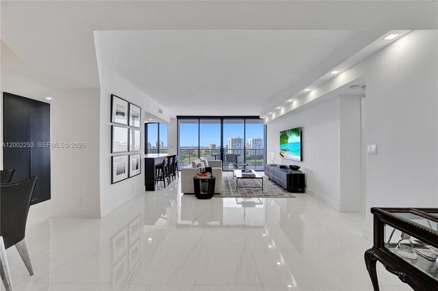 20281 E Country Club Dr 1503, Aventura, FL 33180