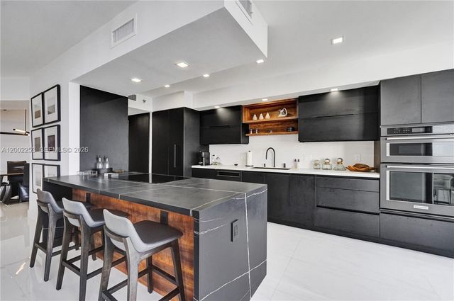 20281 E Country Club Dr 1503, Aventura, FL 33180