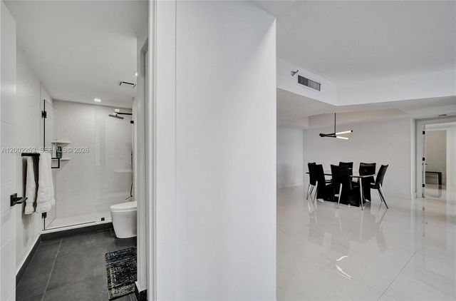 20281 E Country Club Dr 1503, Aventura, FL 33180