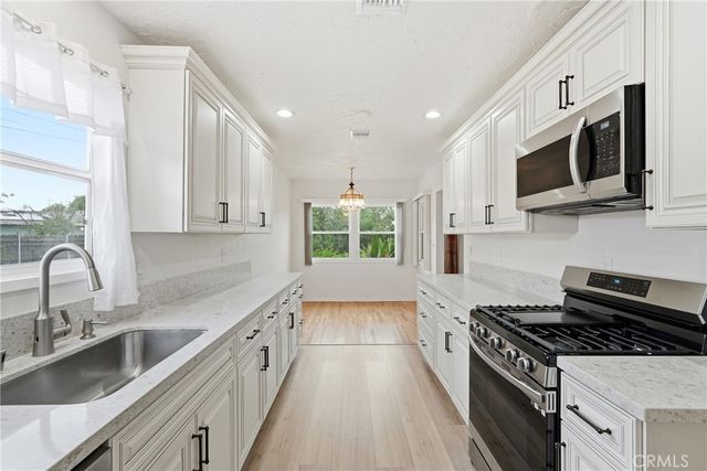 15853 Romar, Granada Hills, CA 91343