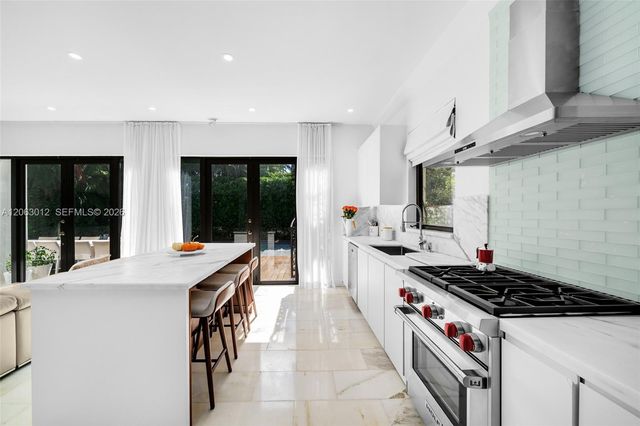 110 3rd San Marino Ter 0, Miami Beach, FL 33139
