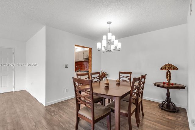 20327 NE 2nd Ave 26, Miami, FL 33179