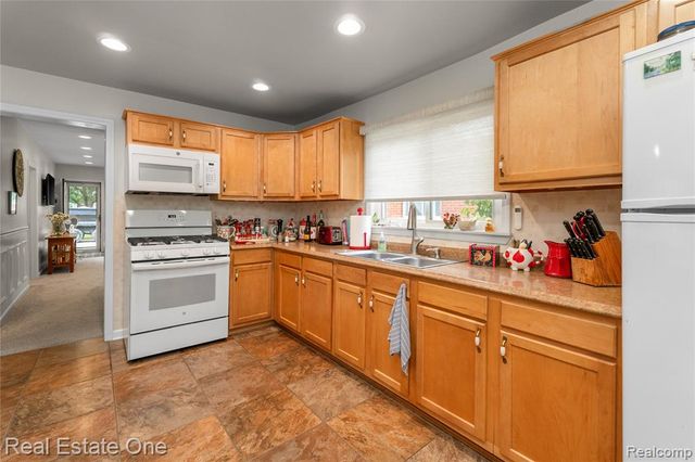 3363 16th Street, Wyandotte, MI 48192
