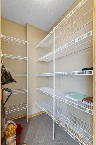 10502 Vera Cruz Drive N, Brooklyn Park, MN 55443