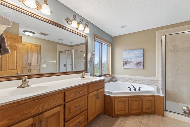 10502 Vera Cruz Drive N, Brooklyn Park, MN 55443