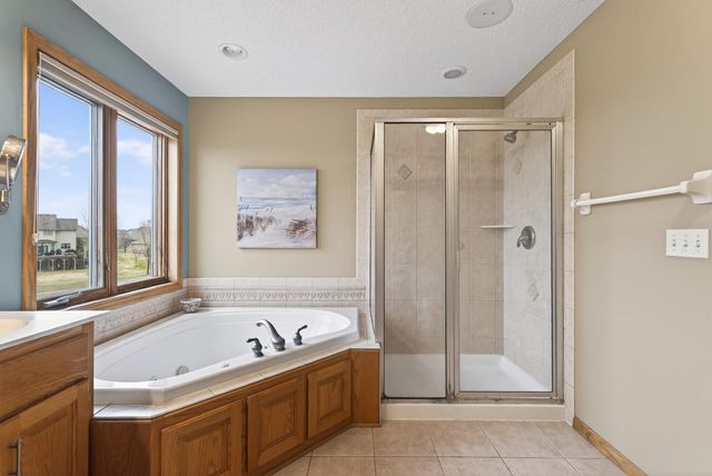 10502 Vera Cruz Drive N, Brooklyn Park, MN 55443