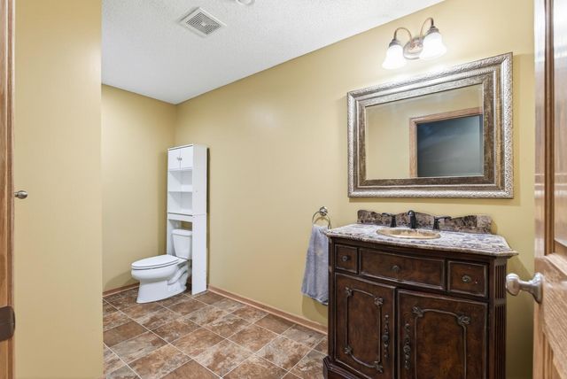 10502 Vera Cruz Drive N, Brooklyn Park, MN 55443