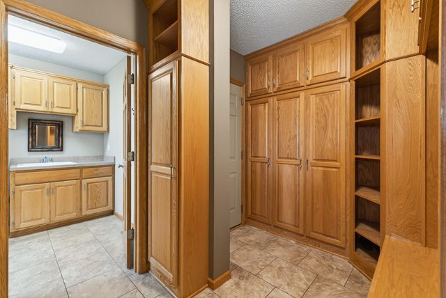 10502 Vera Cruz Drive N, Brooklyn Park, MN 55443