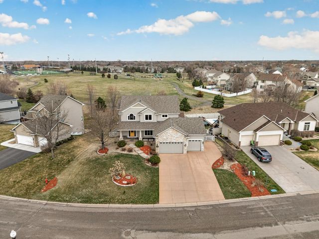 10502 Vera Cruz Drive N, Brooklyn Park, MN 55443