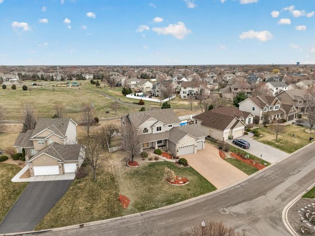 10502 Vera Cruz Drive N, Brooklyn Park, MN 55443