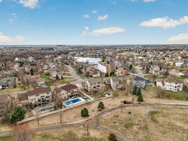 10502 Vera Cruz Drive N, Brooklyn Park, MN 55443