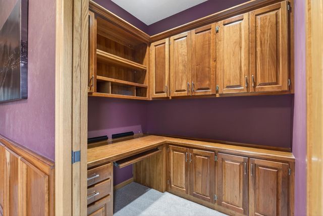 10502 Vera Cruz Drive N, Brooklyn Park, MN 55443