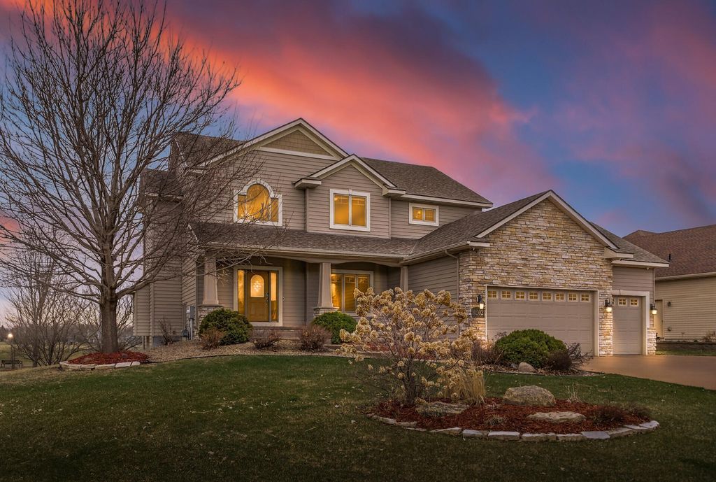 10502 Vera Cruz Drive N, Brooklyn Park, MN 55443