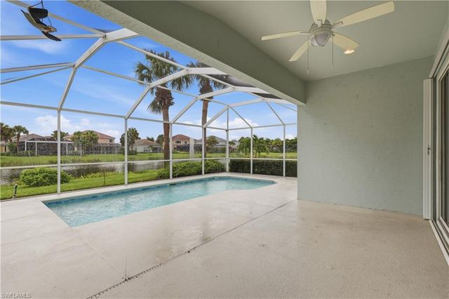 2447 Woodbourne PL, Cape Coral, FL 33991